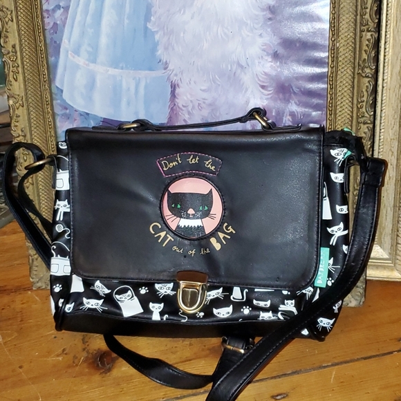 Daydream Don't Let the Cat Out of The Bag Purse - Picture 1 of 5